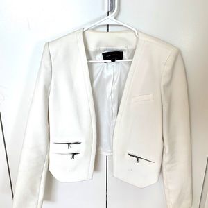 BCBG Max Adria cropped blazer - M